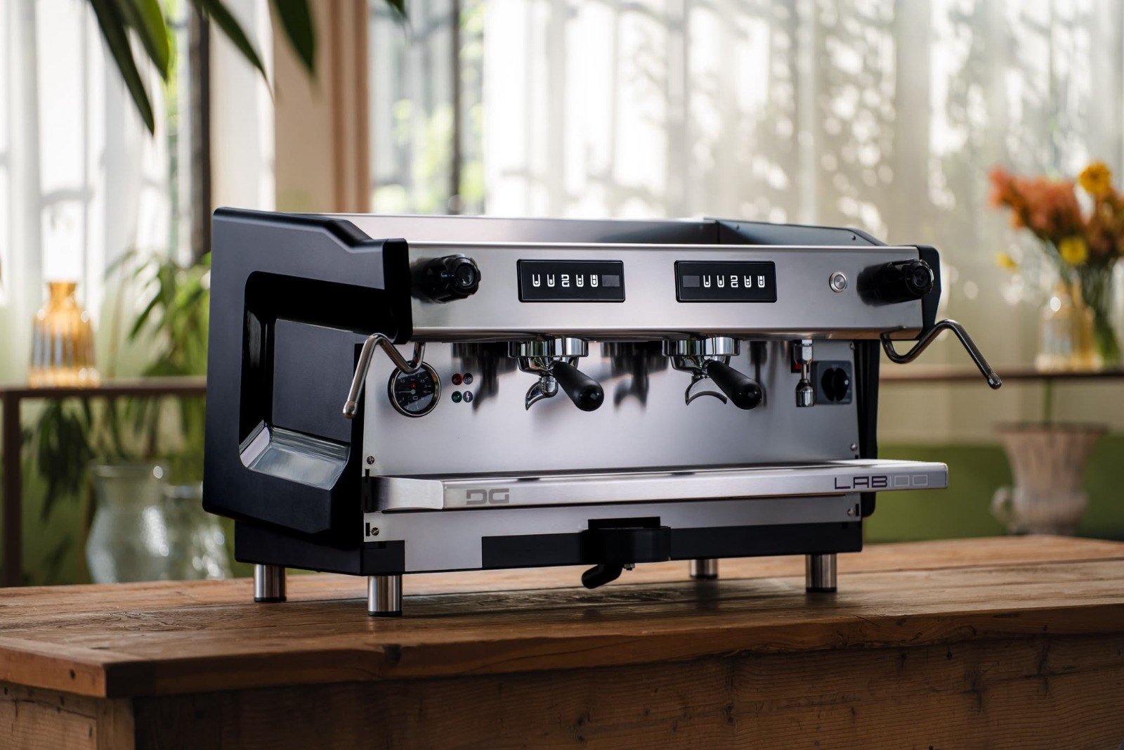 Di Giorgio Lab 100 2 Gruplu Profesyonel Espresso Kahve Makinesi - SİYAH - Görsel 2